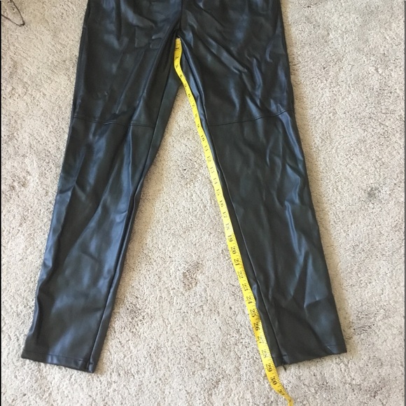 Bar lll Madrid Black Faux Leather Two Piece Outfit NWT - Picture 5 of 14